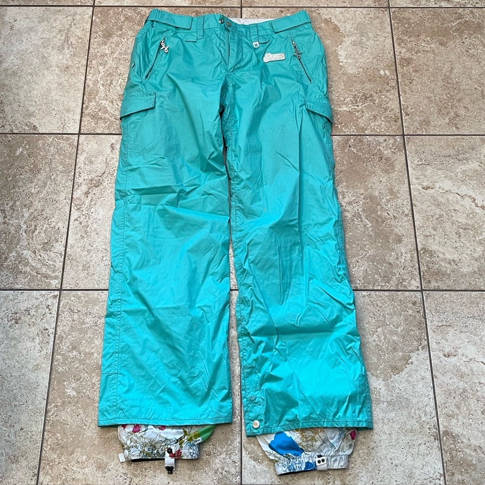 Womens snow/ski pants
